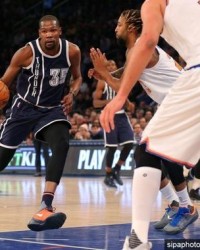  布伦森末节发威连得十分，尼克斯击退奇才保住前八