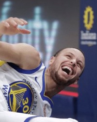  库里三分球命中数超越雷阿伦登顶历史  