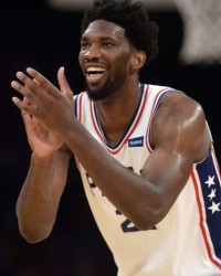  恩比德赛季报销76人冲击受阻  