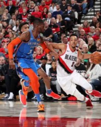  亚历山大35分雷霆主场大胜开拓者