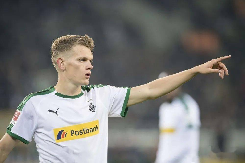  莱斯特城老将发威，瓦尔迪读秒绝平保住欧战希望