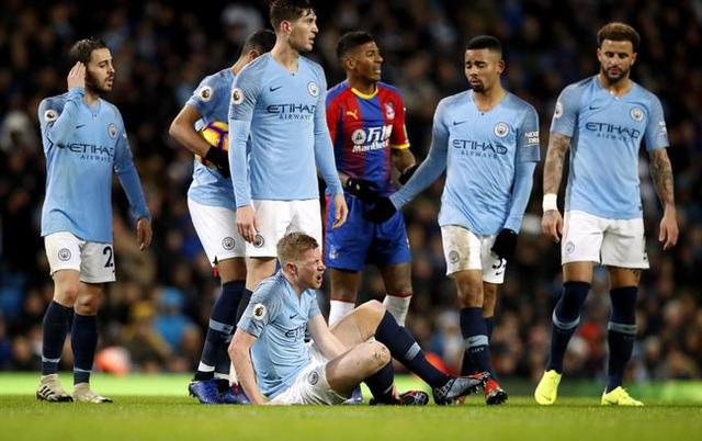  曼城客场三球大胜阿森纳延续榜首优势