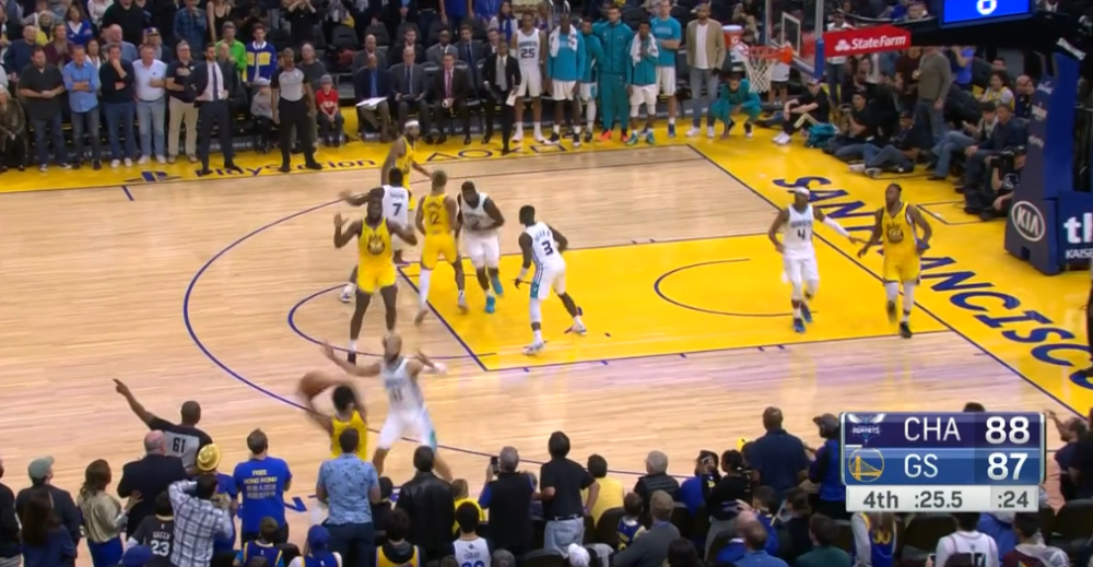  波鸿防守端集体迷失自我，连续失误葬送好局痛失三分良机