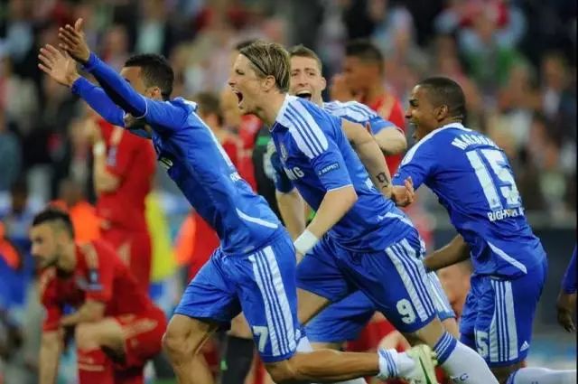  拜仁慕尼黑主场大胜提振争冠信心